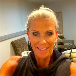 Meet your Posher, Jana